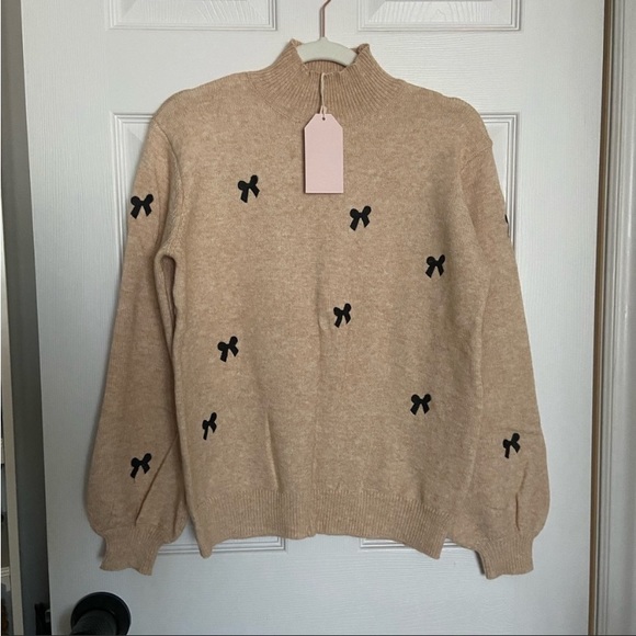 Bow Knit Set - New! - Picture 5 of 14